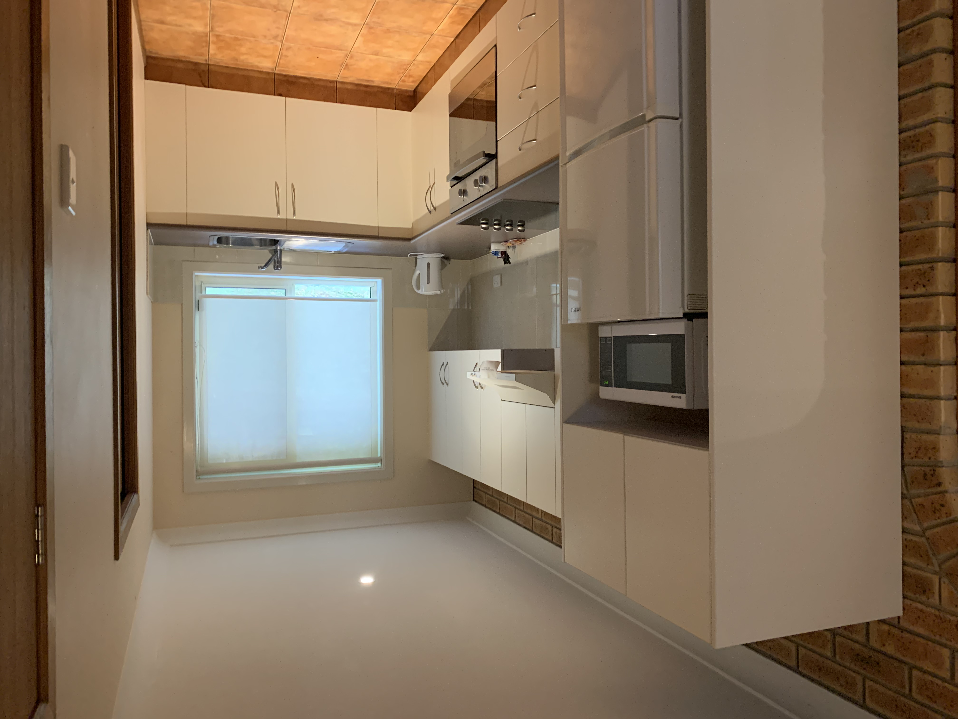 Mezz%20Kitchen 1.jpeg